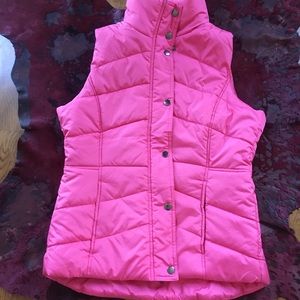 New York and company pink puffer vest Size S